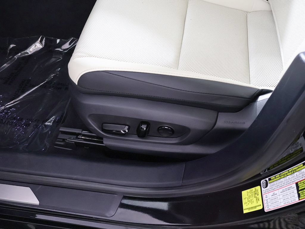 Used 2024 Lexus ES 350 w/ Premium Package FWD image 30