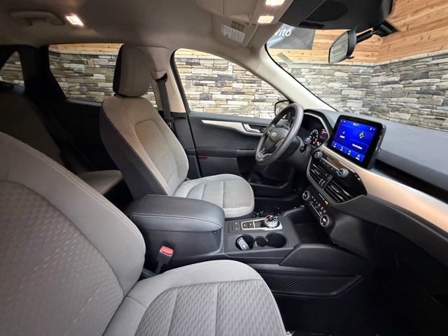 Used 2020 Ford Escape SE AWD/4WD image 16
