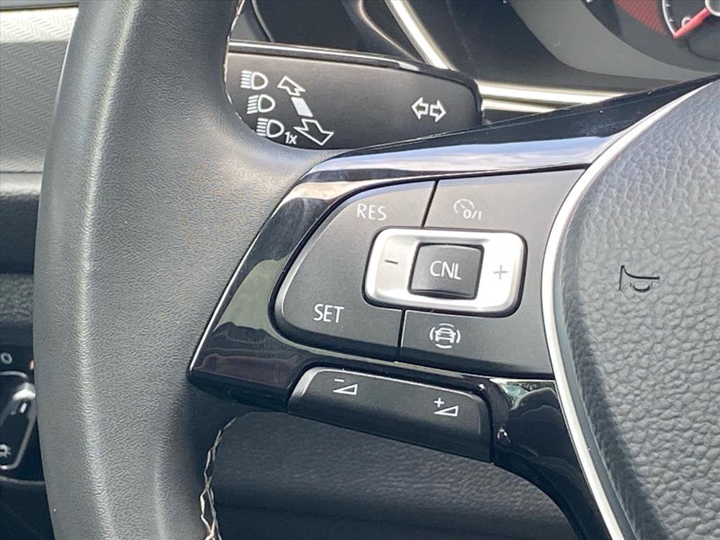 Certified 2021 Volkswagen Jetta SE w/ SE Cold Weather Package FWD image 6