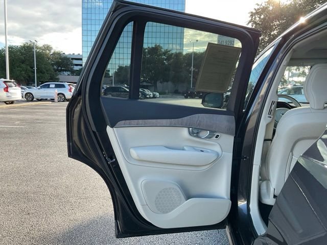 Certified 2023 Volvo XC90 B5 Plus AWD/4WD image 20