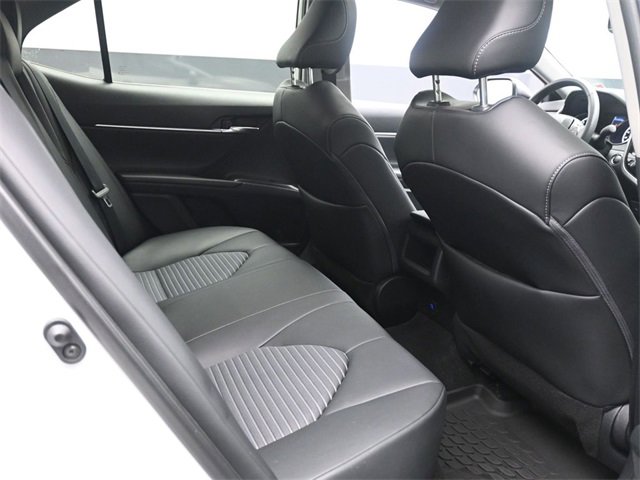 Used 2024 Toyota Camry SE image 24