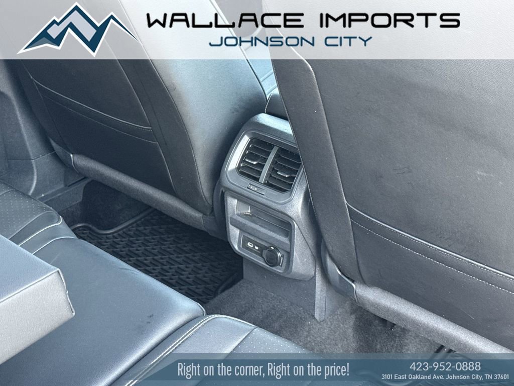 Certified 2023 Volkswagen Tiguan SE R-Line image 37