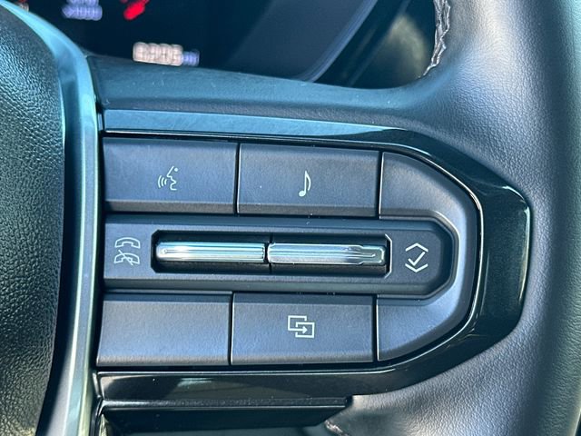 Used 2025 Chevrolet Colorado LT image 29