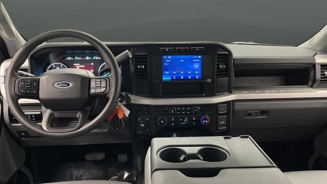 Used 2023 Ford F250 XL w/ Snow Plow/Camper Package AWD/4WD image 11