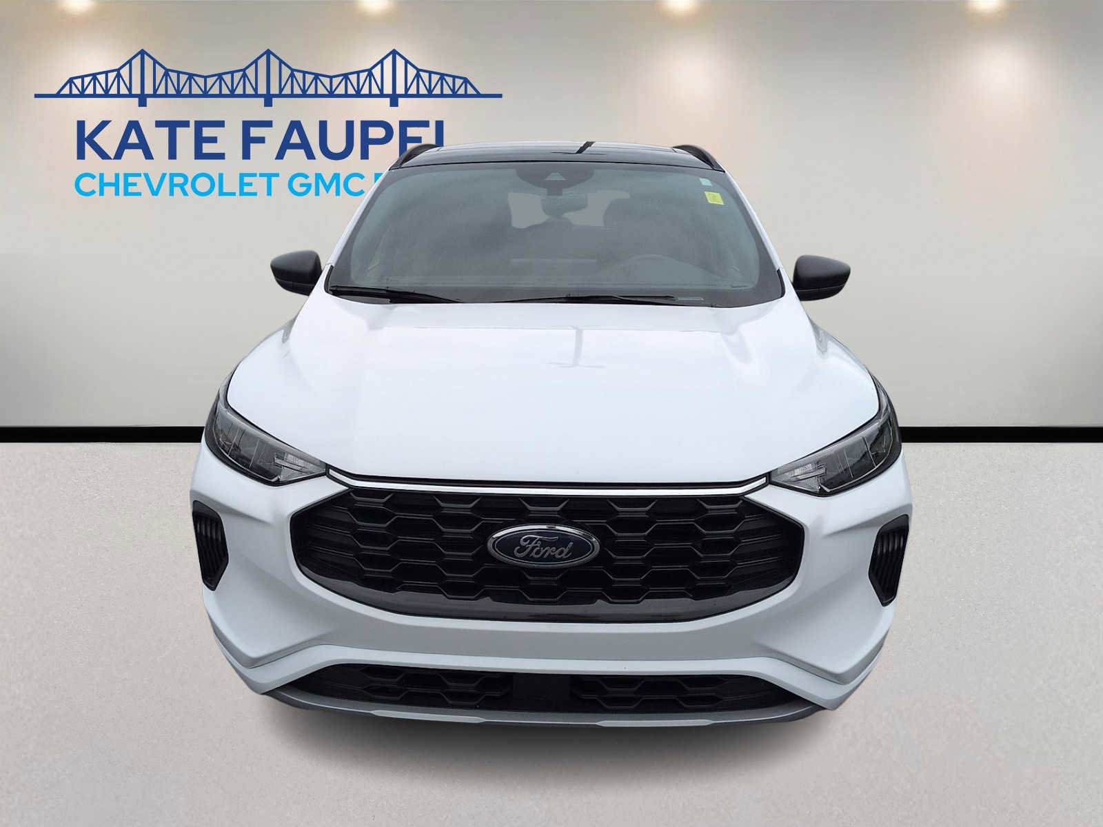 Used 2023 Ford Escape ST-Line w/ Tech Pack #1 FWD image 2