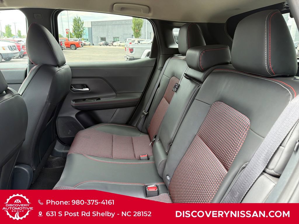 Certified 2025 Nissan Kicks SR FWD image 29