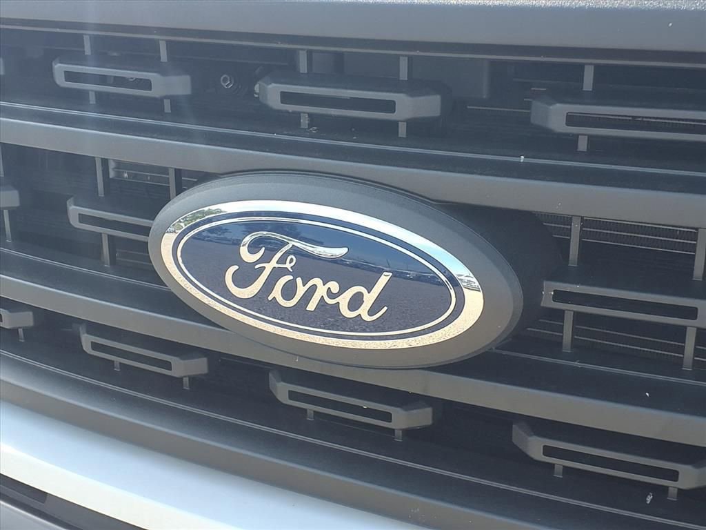 Used 2023 Ford F150 XL w/ Trailer Tow Package RWD image 32