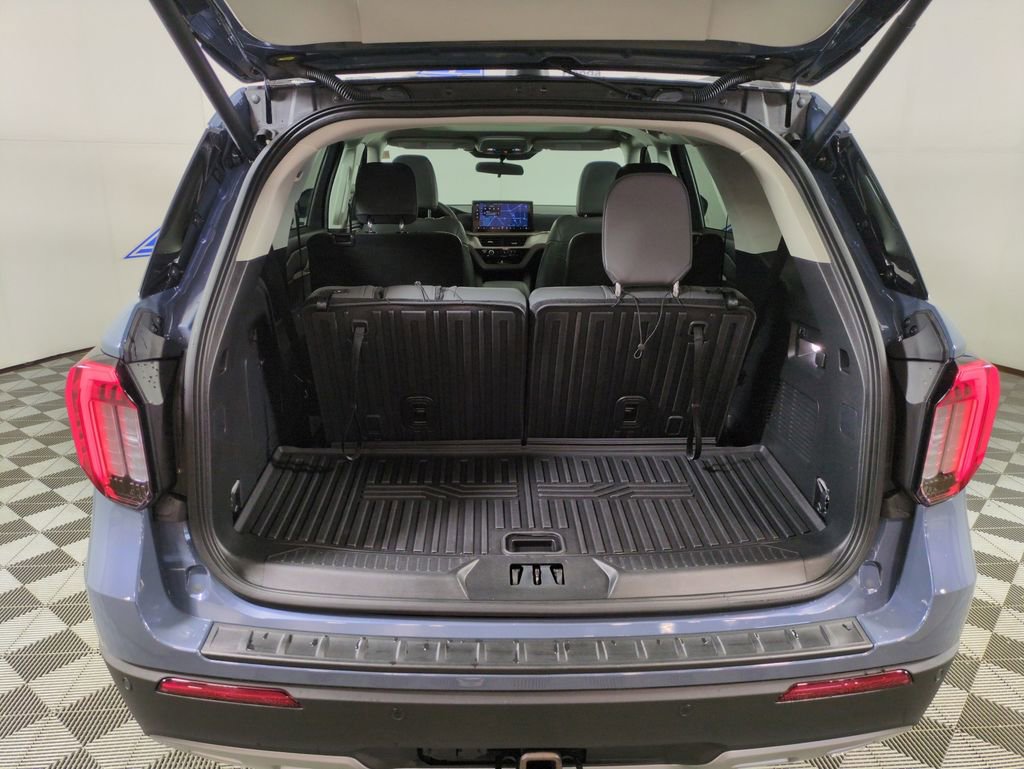Used 2025 Ford Explorer Active w/ Active Comfort Package AWD/4WD image 26