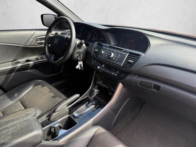 Used 2016 Honda Accord Sport image 21