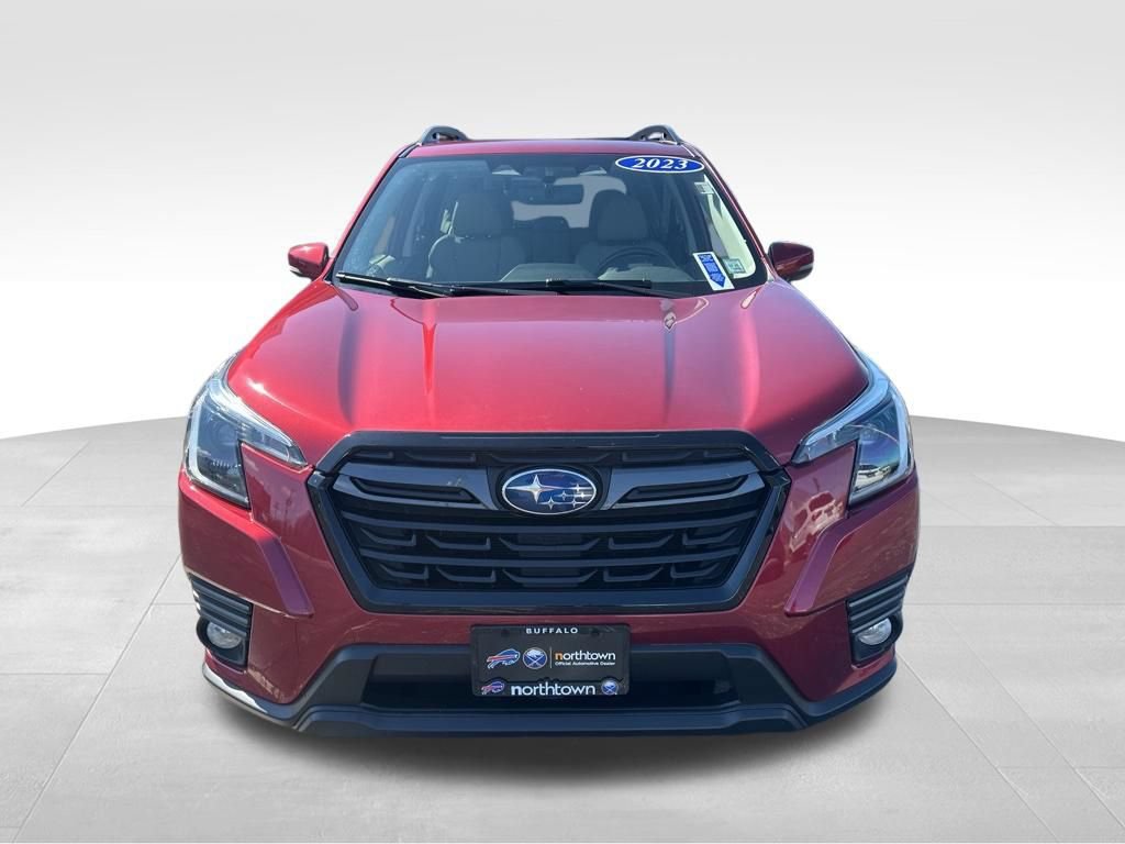Used 2023 Subaru Forester Limited AWD/4WD image 9