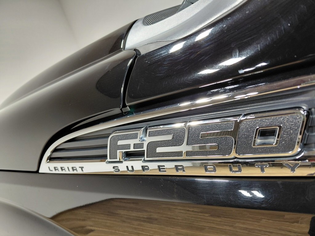 Used 2016 Ford F250 Lariat w/ Lariat Ultimate Package image 27