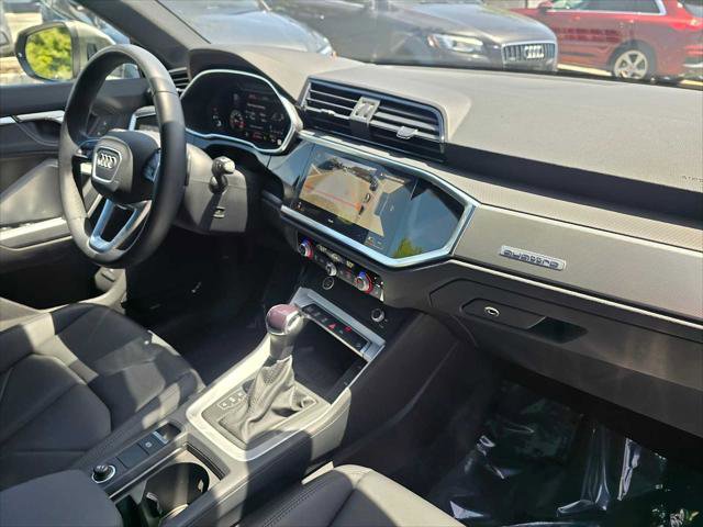 Used 2023 Audi Q3 2.0T Premium Plus w/ Premium Plus Package AWD/4WD image 11