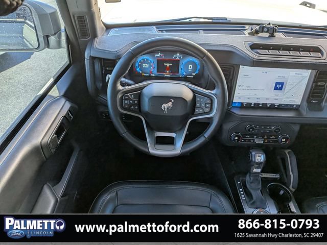 Used 2025 Ford Bronco Badlands AWD/4WD image 16
