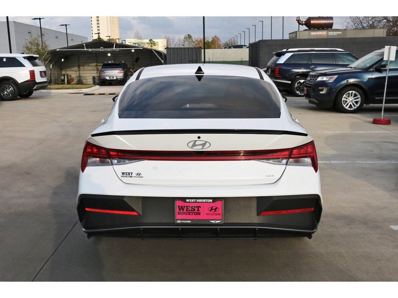 Certified 2025 Hyundai Elantra SEL image 8