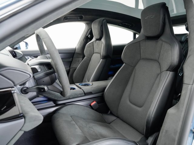 New 2025 Porsche Taycan GTS image 5