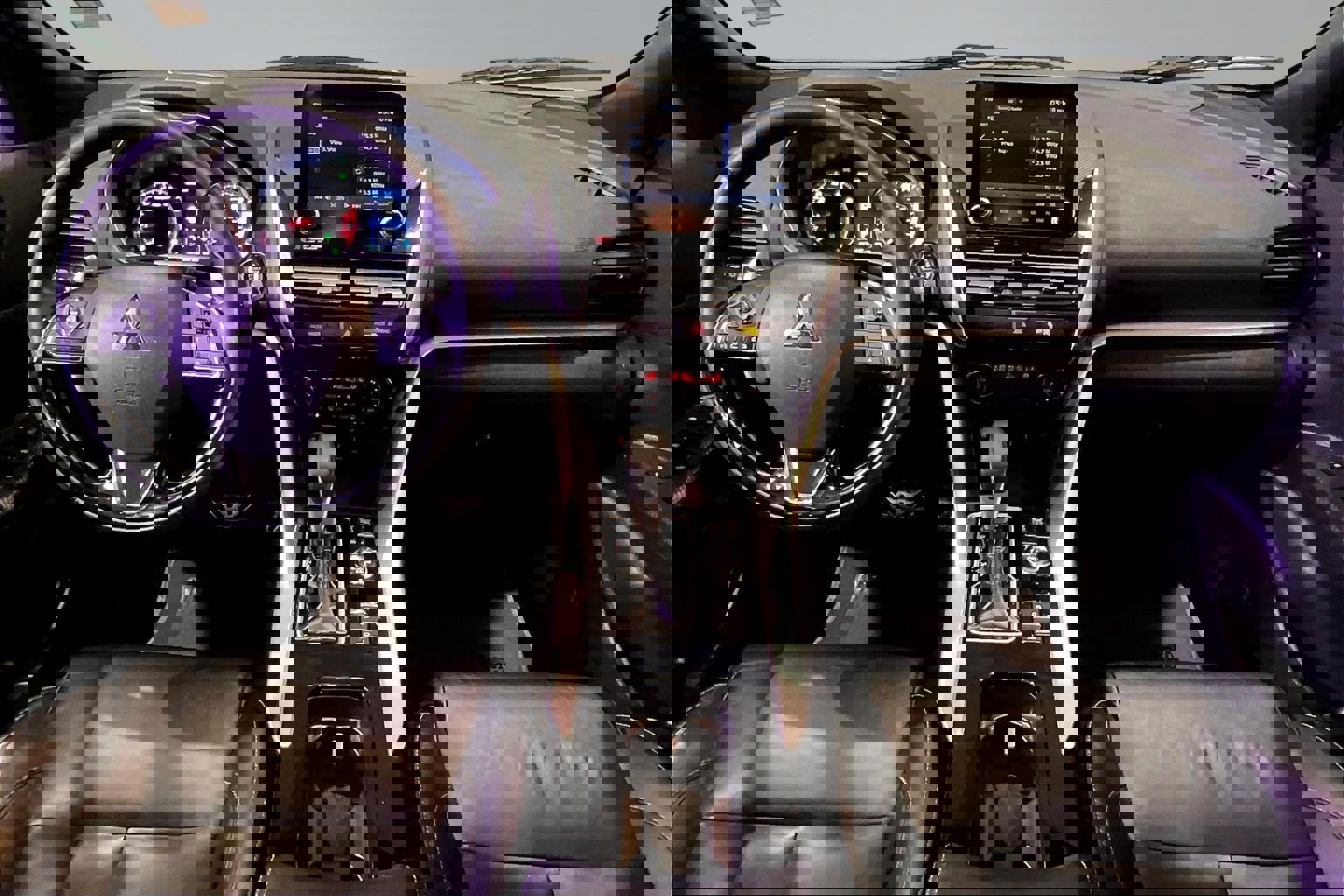 Used 2023 Mitsubishi Eclipse Cross SEL image 7