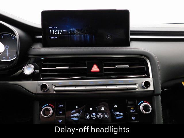 Used 2026 Genesis G70 2.5T image 39