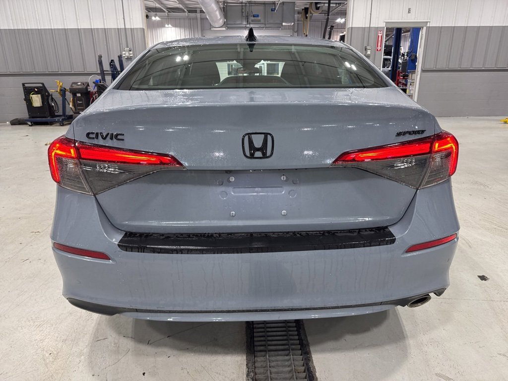 Used 2022 Honda Civic Sport image 4