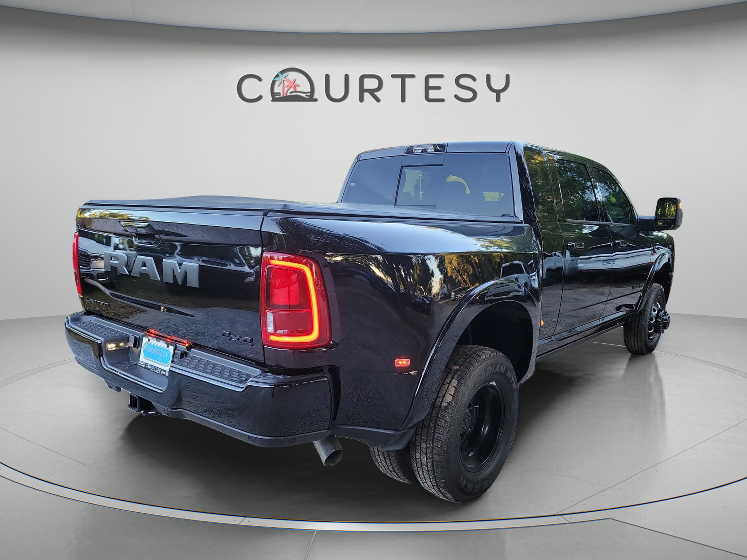 New 2026 RAM 3500 Limited AWD/4WD image 3