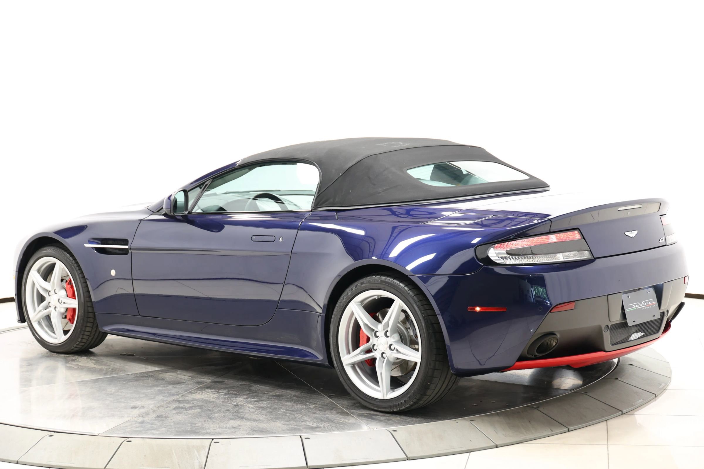 Used 2016 Aston Martin V8 Vantage GT RWD image 83