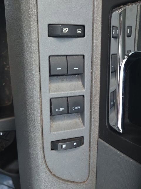 Used 2013 Ford F150 XLT w/ Luxury Equipment Group image 21