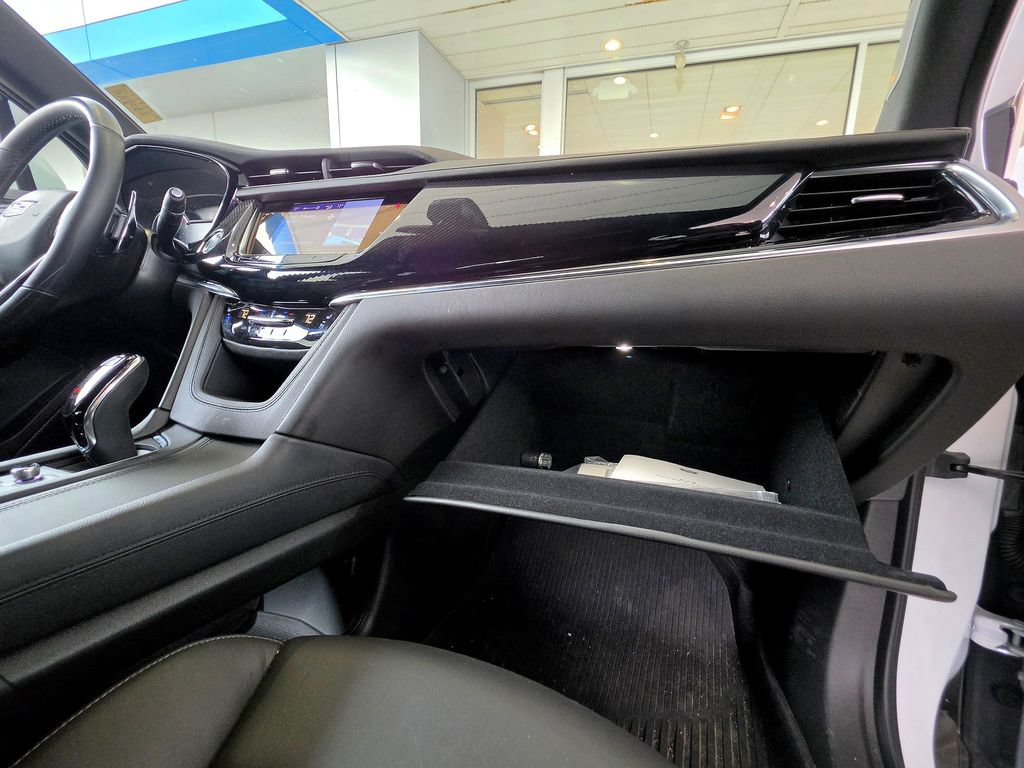 Used 2025 Cadillac XT6 Sport w/ LPO, Floor Liner Package AWD/4WD image 85