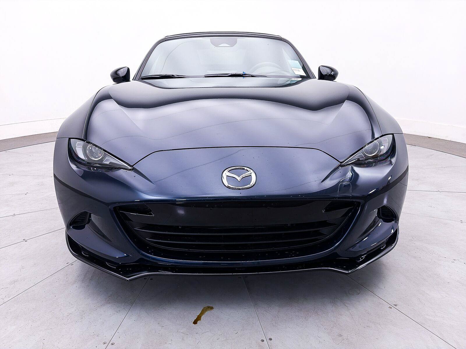 New 2026 MAZDA MX-5 Miata Club w/ Interior Package RWD image 8