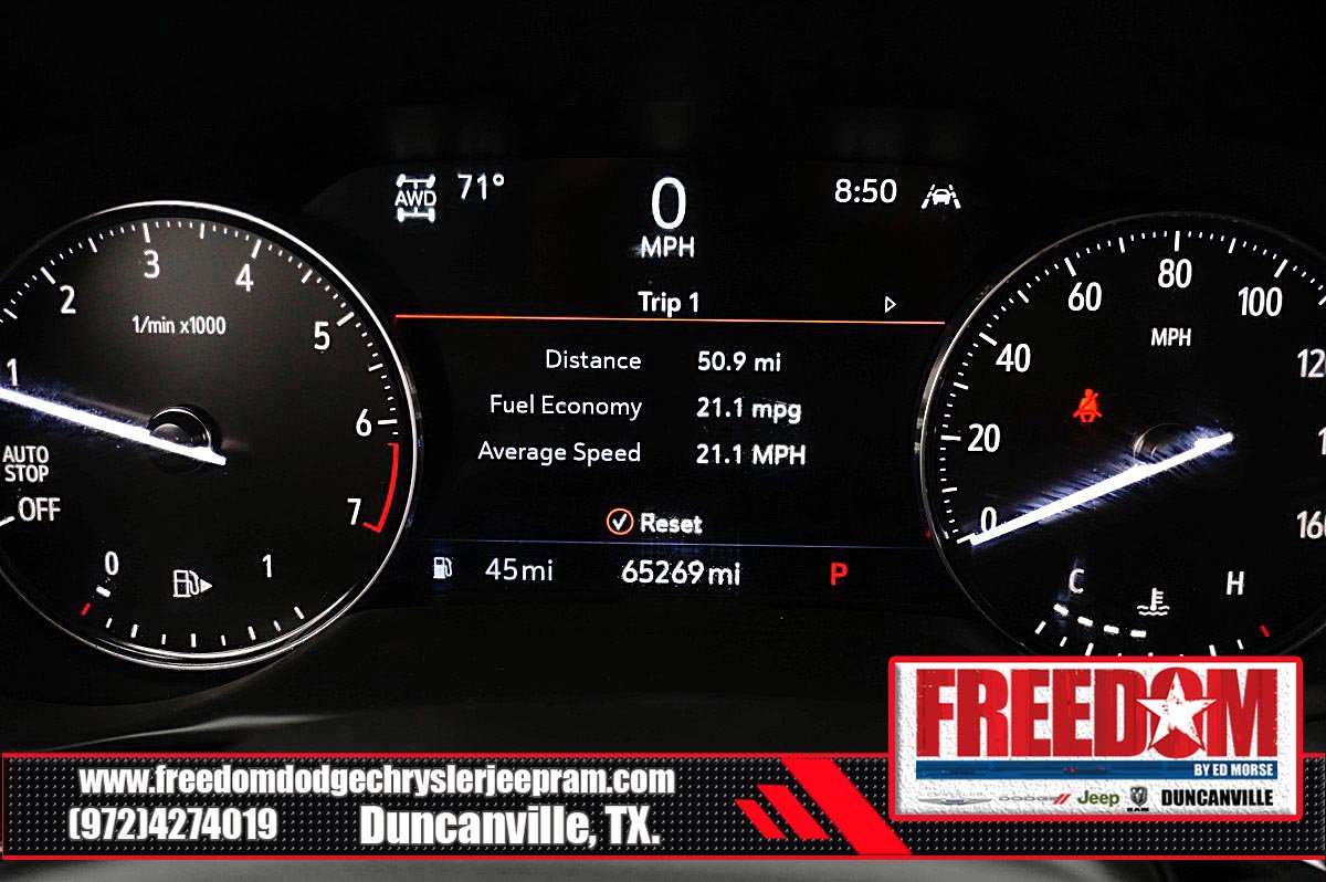 Used 2023 Buick Envision Essence AWD/4WD image 30