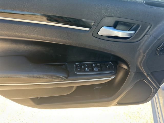Used 2022 Chrysler 300 S RWD image 10