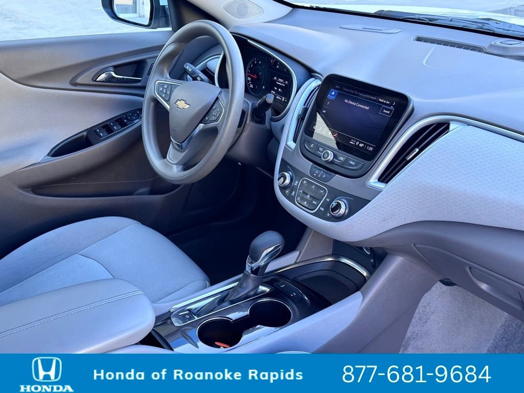Used 2024 Chevrolet Malibu LT image 5