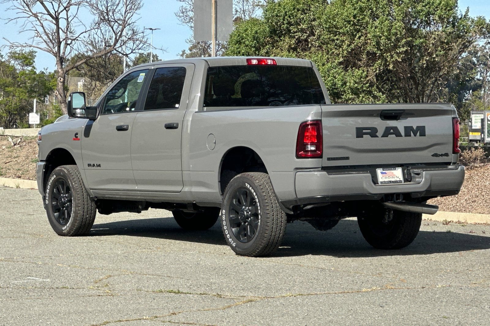 New 2026 RAM 2500 Big Horn AWD/4WD image 5