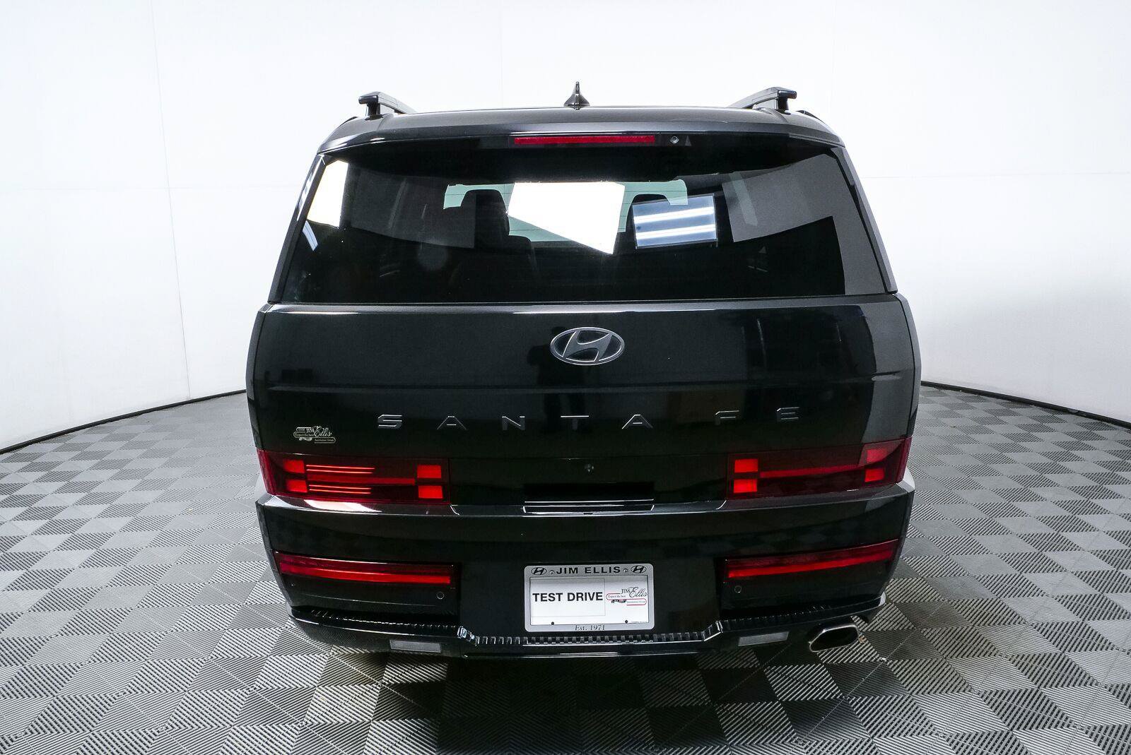 Used 2025 Hyundai Santa Fe Calligraphy FWD image 27