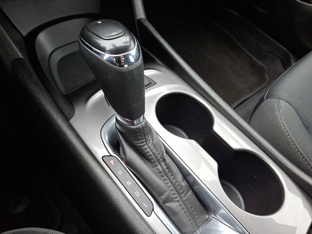 Used 2017 Chevrolet Malibu LS image 14