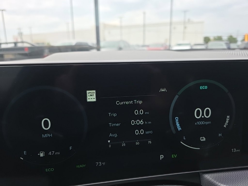 New 2025 Hyundai Sonata Limited image 23