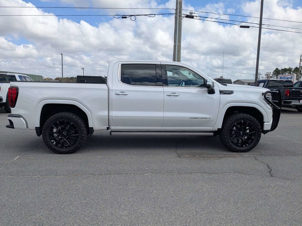 Used 2025 GMC Sierra 1500 Denali Ultimate image 3