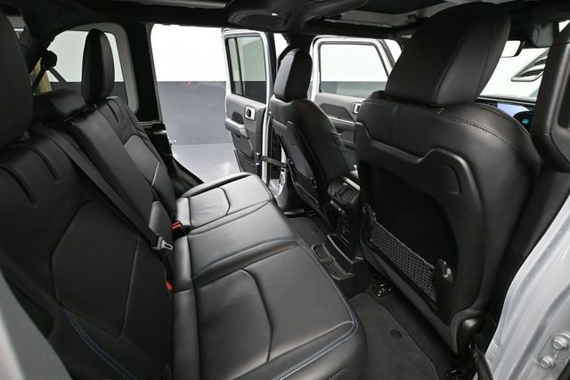 Used 2024 Jeep Wrangler Unlimited Rubicon 4xe AWD/4WD image 45