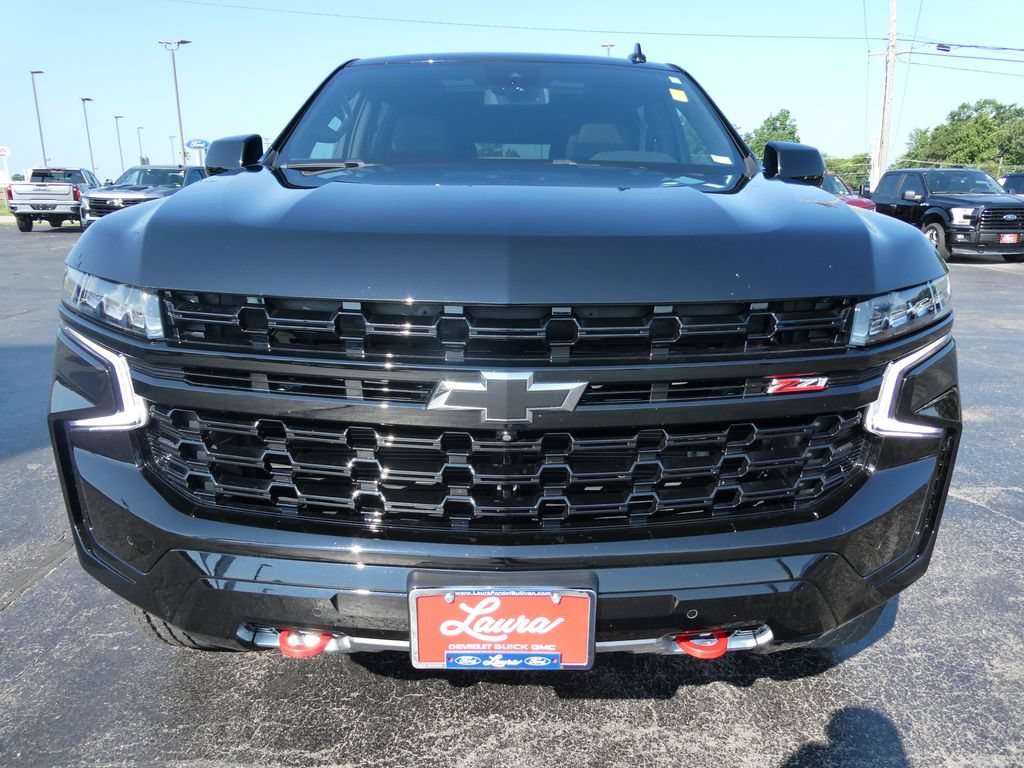 Certified 2023 Chevrolet Suburban Z71 w/ Luxury Package AWD/4WD image 11