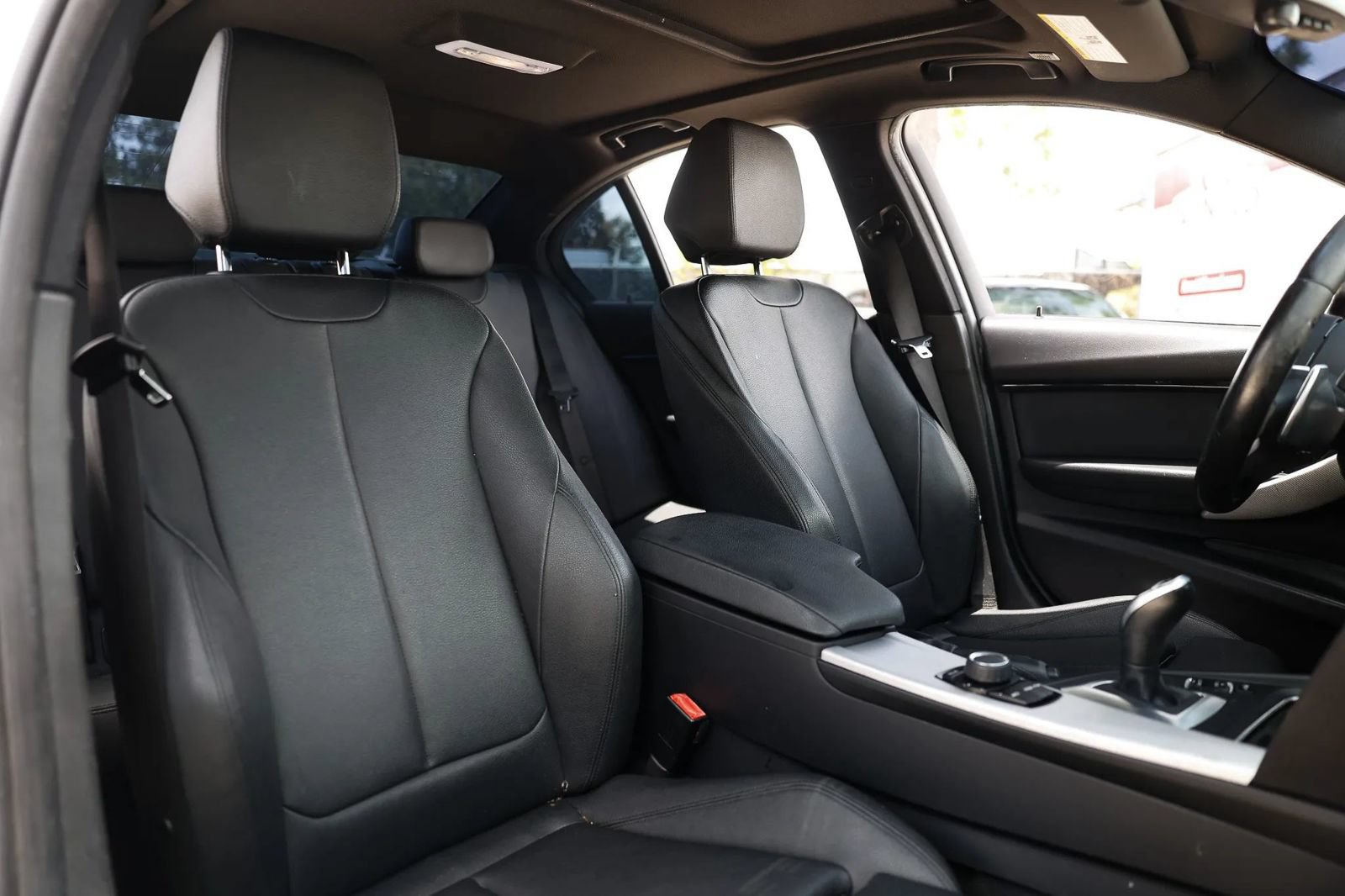 Used 2018 BMW 340i Sedan RWD image 23