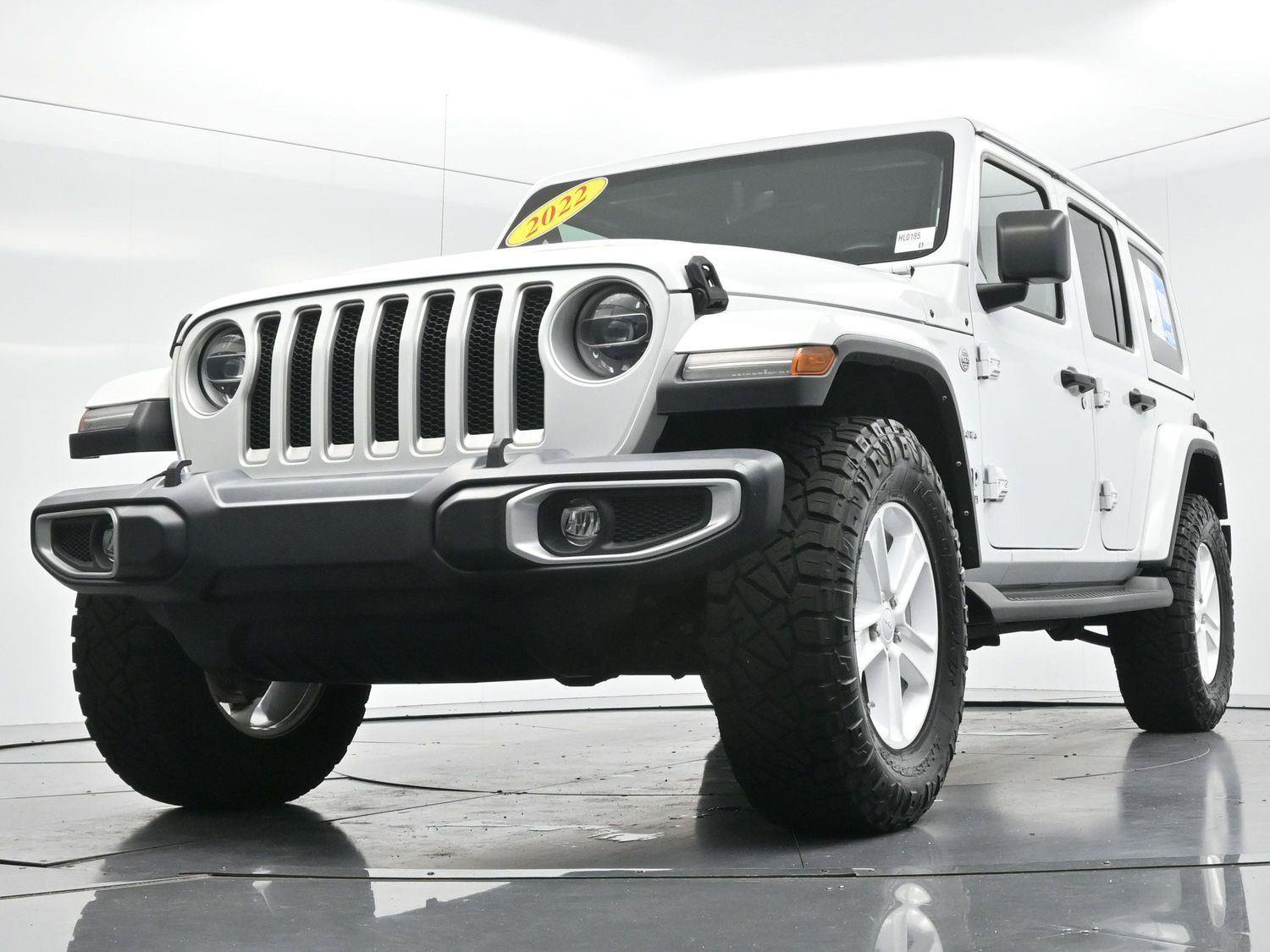 Used 2022 Jeep Wrangler Unlimited Sahara w/ LED Lighting Group AWD/4WD image 48