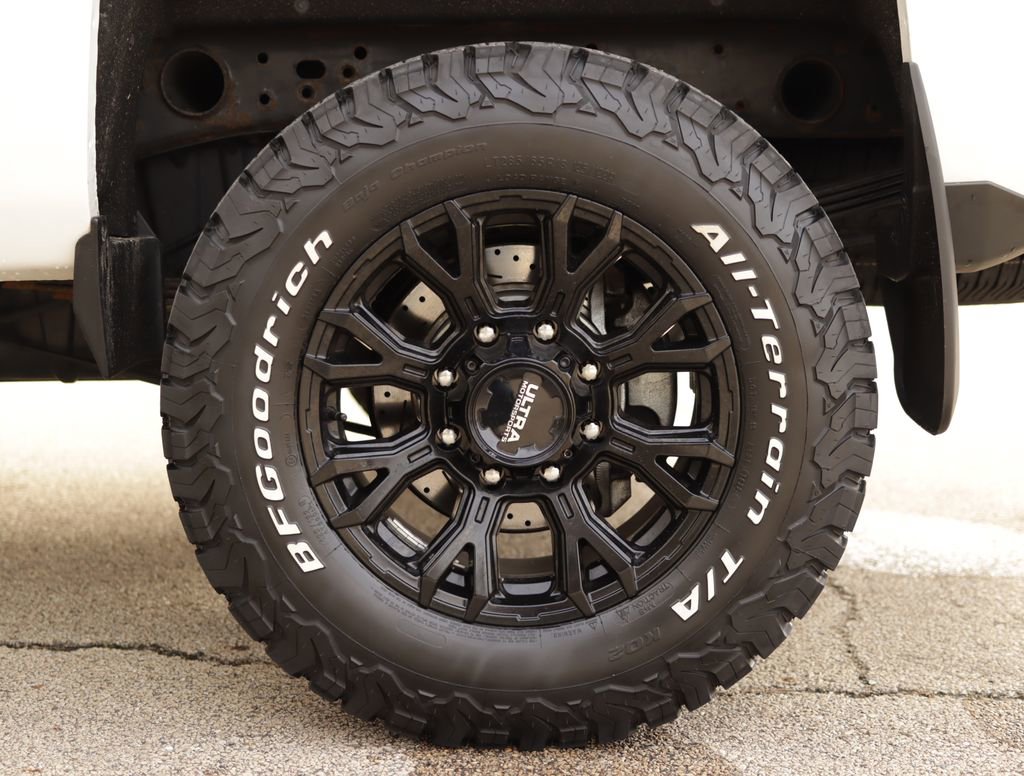 Used 2016 Chevrolet Silverado 2500 LT w/ LT Convenience Package AWD/4WD image 31