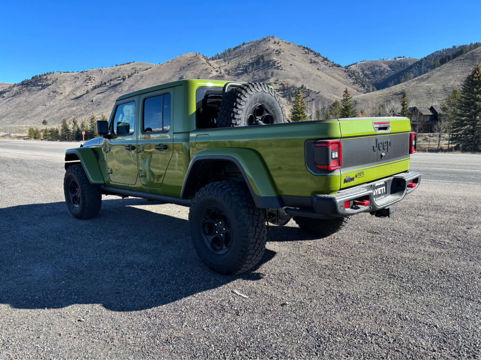 New 2025 Jeep Gladiator Rubicon image 10
