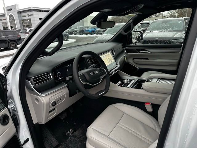 New 2025 Jeep Wagoneer L Series III w/ Quick Order Package 25C Super image 16