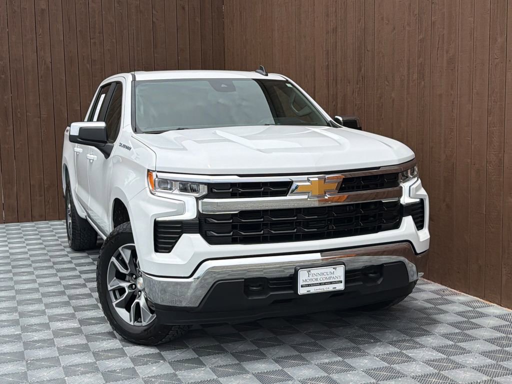 Used 2024 Chevrolet Silverado 1500 LT AWD/4WD image 12