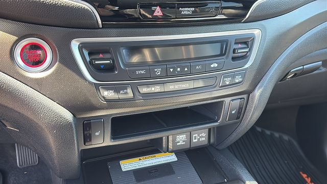Used 2023 Honda Passport TrailSport image 19