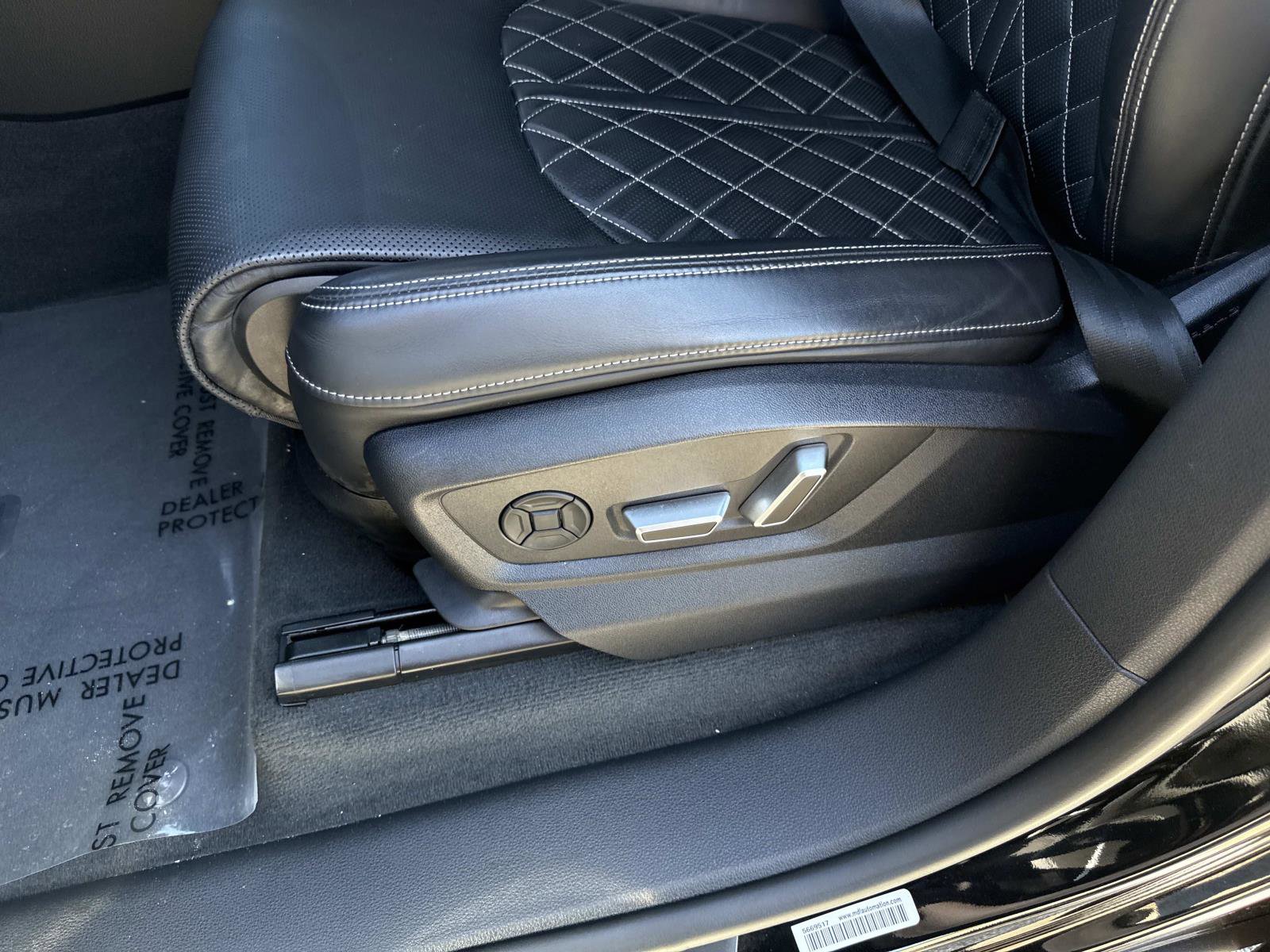 Used 2024 Audi SQ8 Premium Plus w/ Executive Package image 21