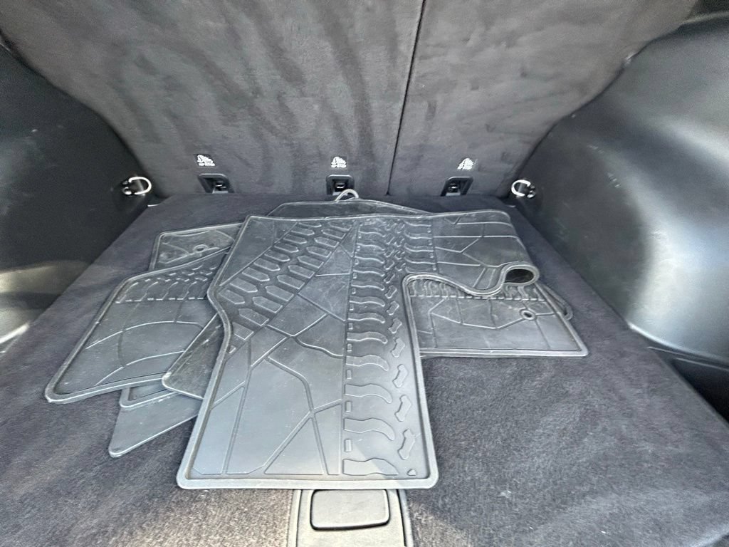 Used 2021 Jeep Compass Latitude FWD image 37