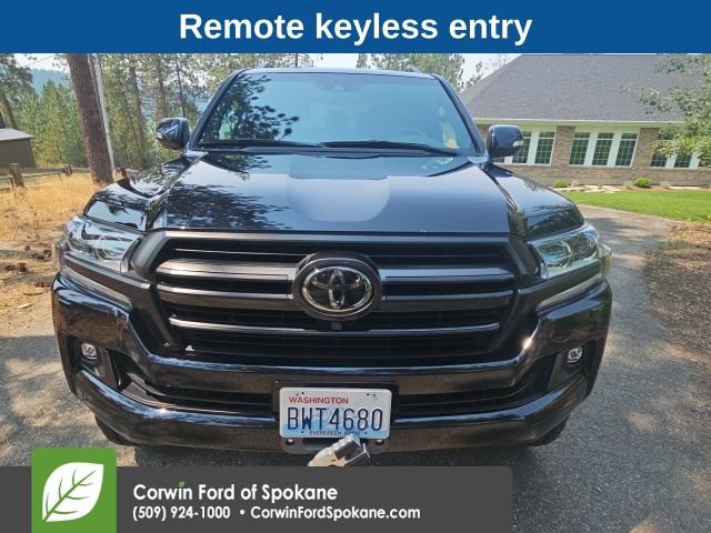 Used 2021 Toyota Land Cruiser Heritage Edition AWD/4WD image 9