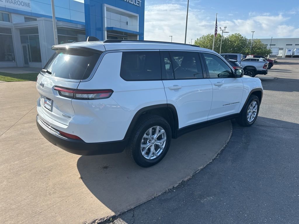 Used 2024 Jeep Grand Cherokee L Limited AWD/4WD image 41