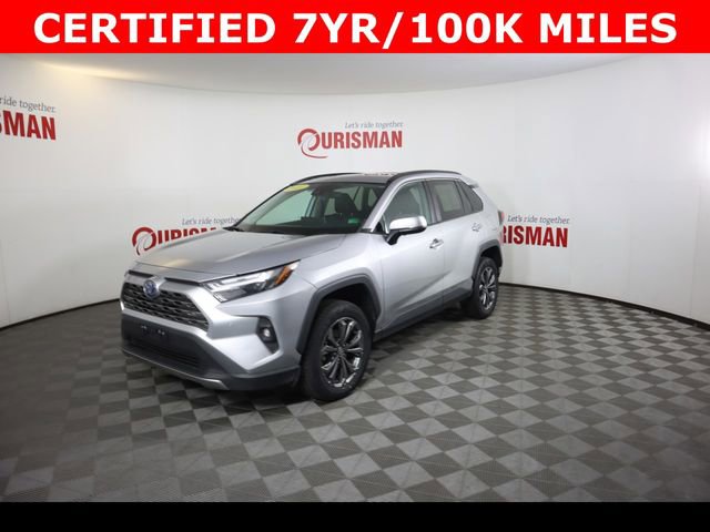 Used 2022 Toyota RAV4 Limited image 2
