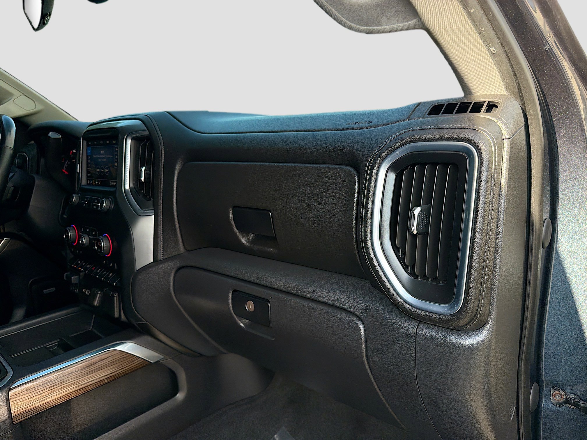 Used 2020 Chevrolet Silverado 1500 LT Trail Boss image 32